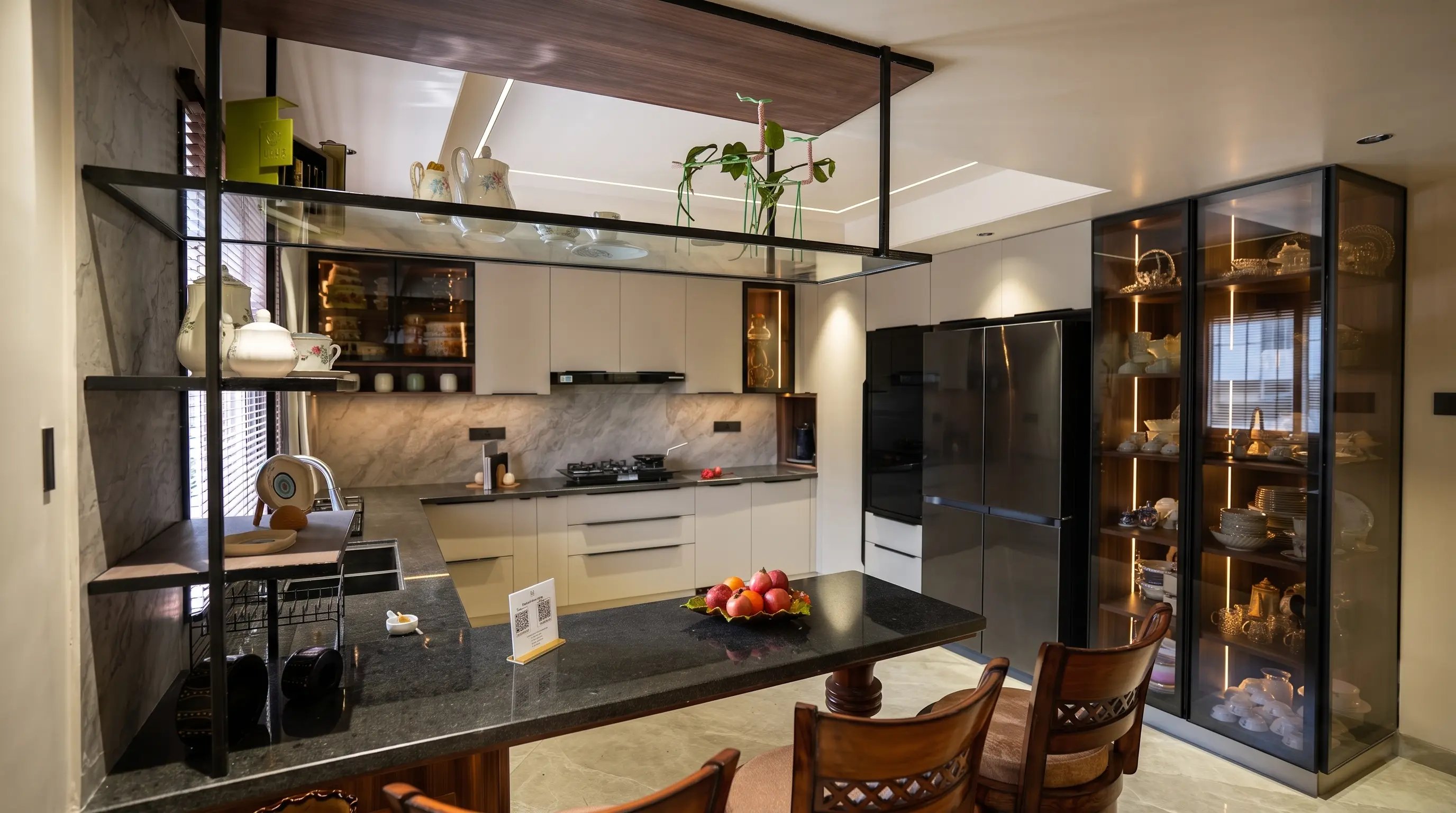 Wooden texture modular kitchen by Kitzine